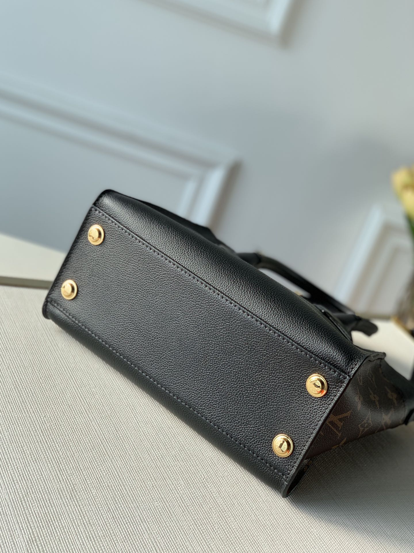 l**is V*t*n on my side tote bag-m57728-31*25*14cm