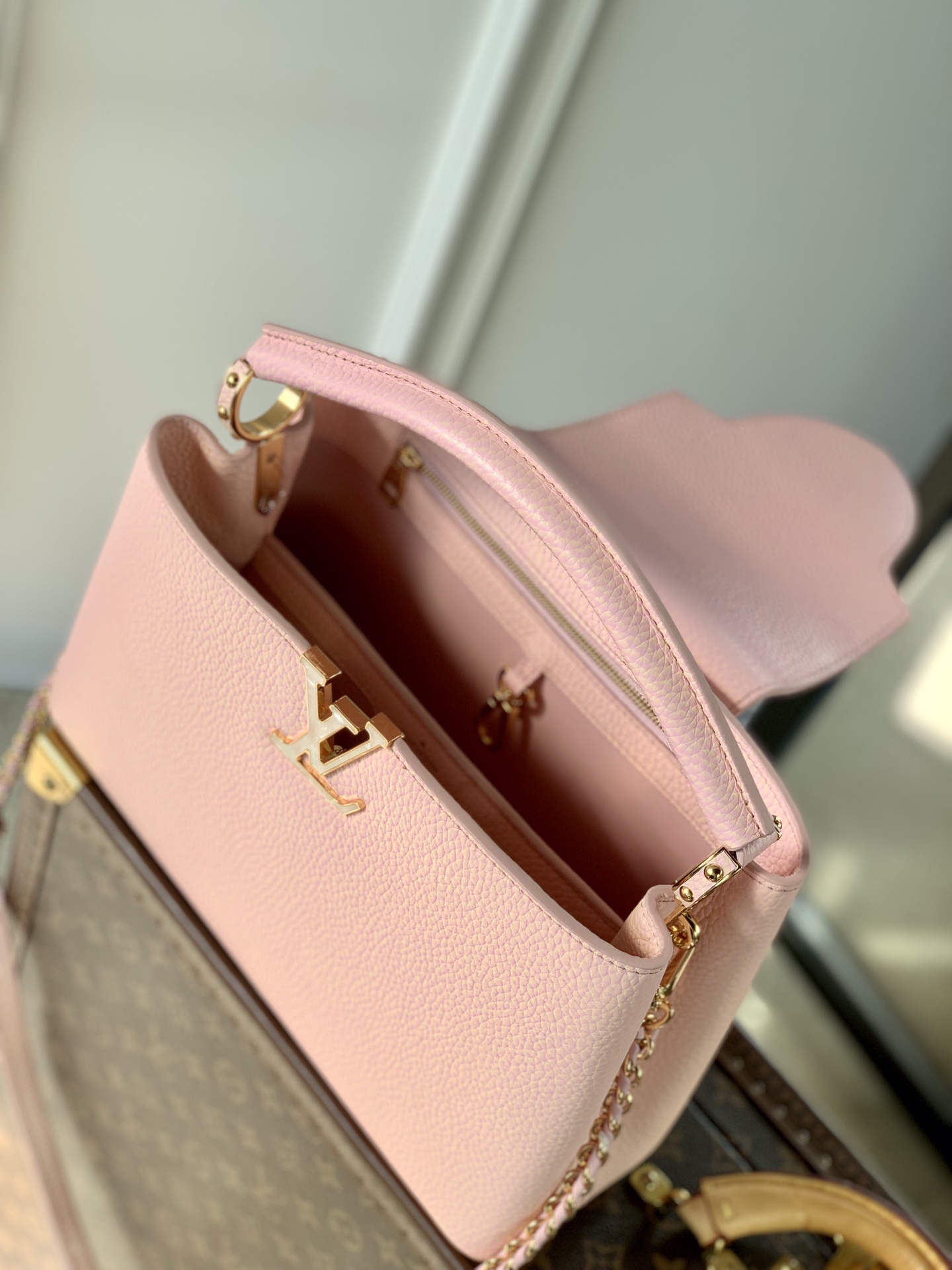 l**is V*t*n capucines bag-31.5*20*11cm