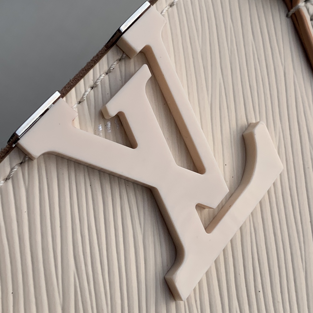 l**is V*t*n grenelle handbags-27x19x11.5cm