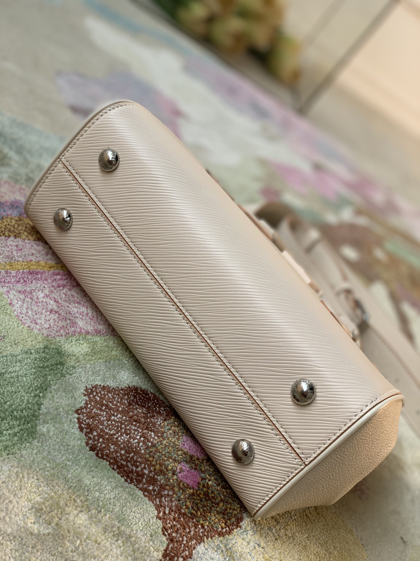 l**is V*t*n grenelle handbags-27x19x11.5cm