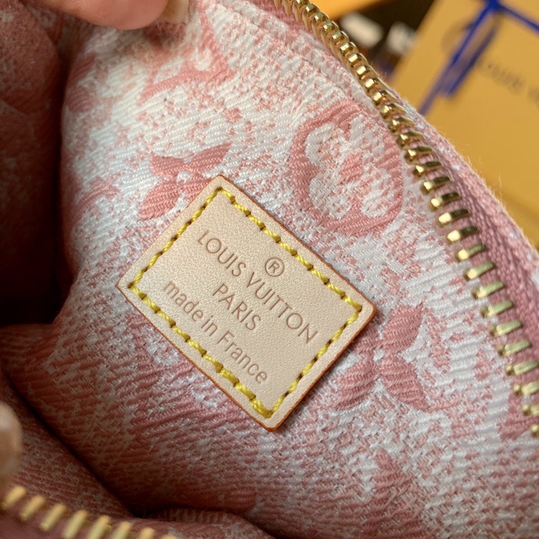 l**is V*t*n nano speedy-16cm