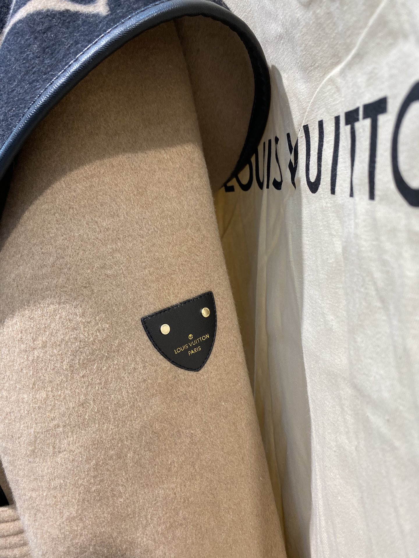 Ch@nel 2022 New Autumn/Winter Coat