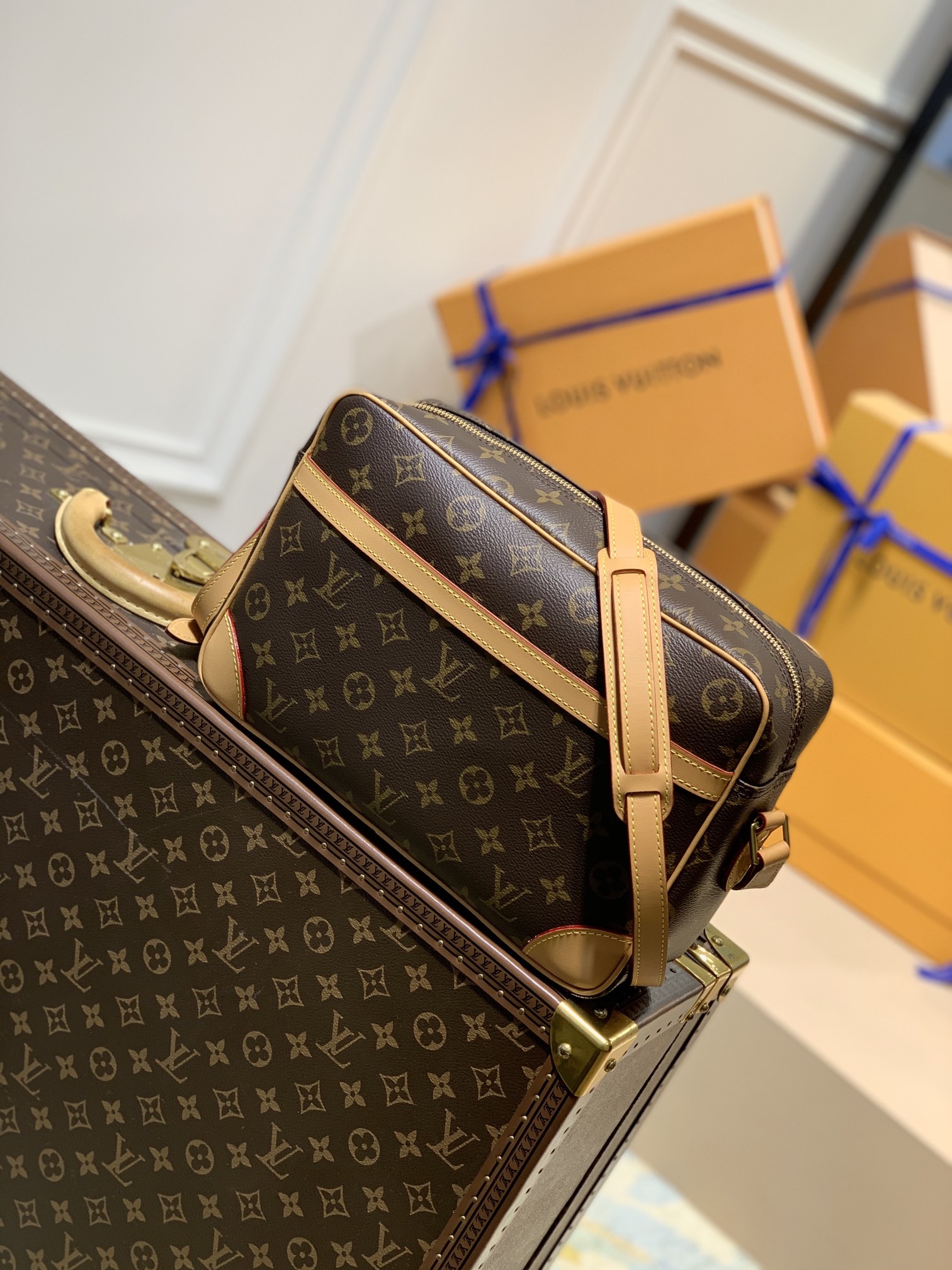 l**is V*t*n vintage camera handbags -m51274 -27*17*7cm