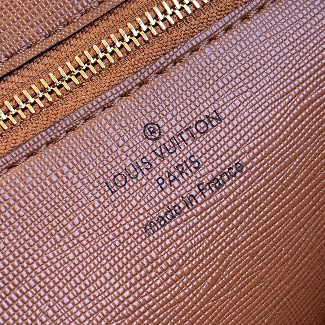 l**is V*t*n vintage camera handbags -m51274 -23.5*15.5*5.5cm