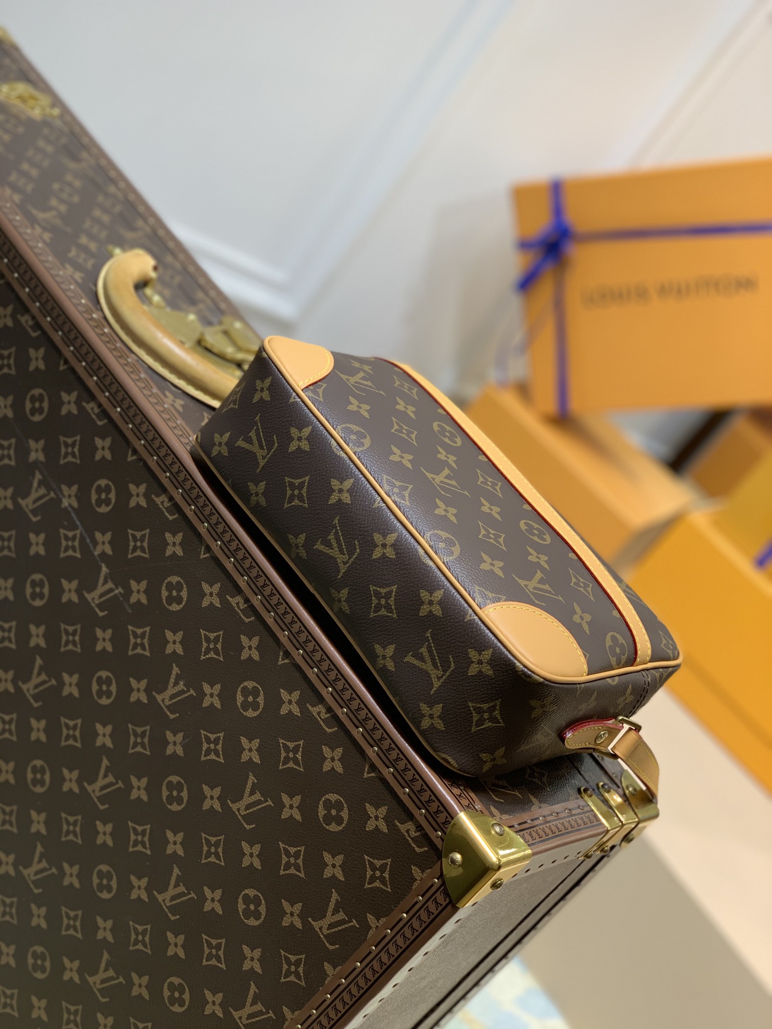 l**is V*t*n vintage camera handbags -m51274 -23.5*15.5*5.5cm