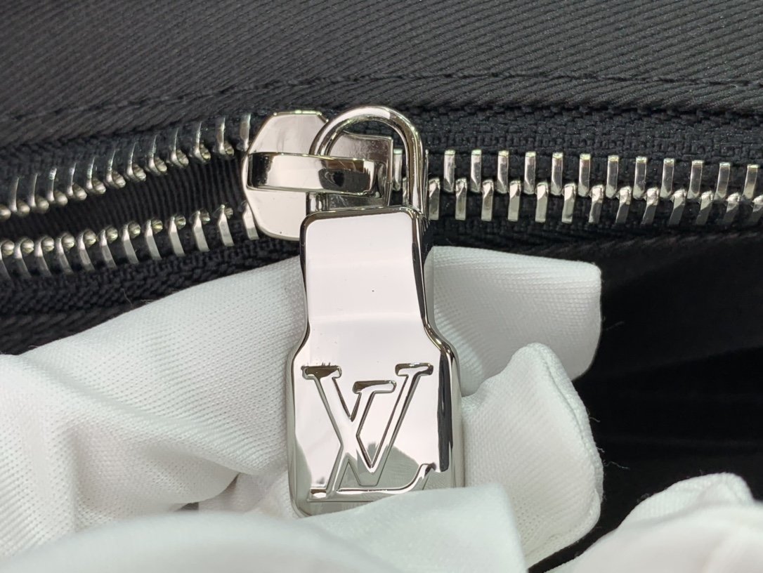 l**is V*t*n outdoor handbags-39*35*14.5cm