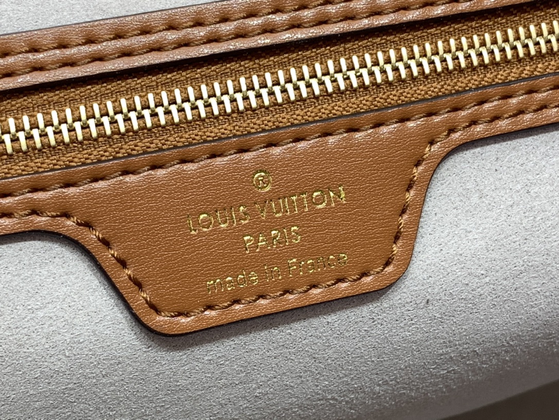 l**is V*t*n neverfull m46102-32*29*17cm