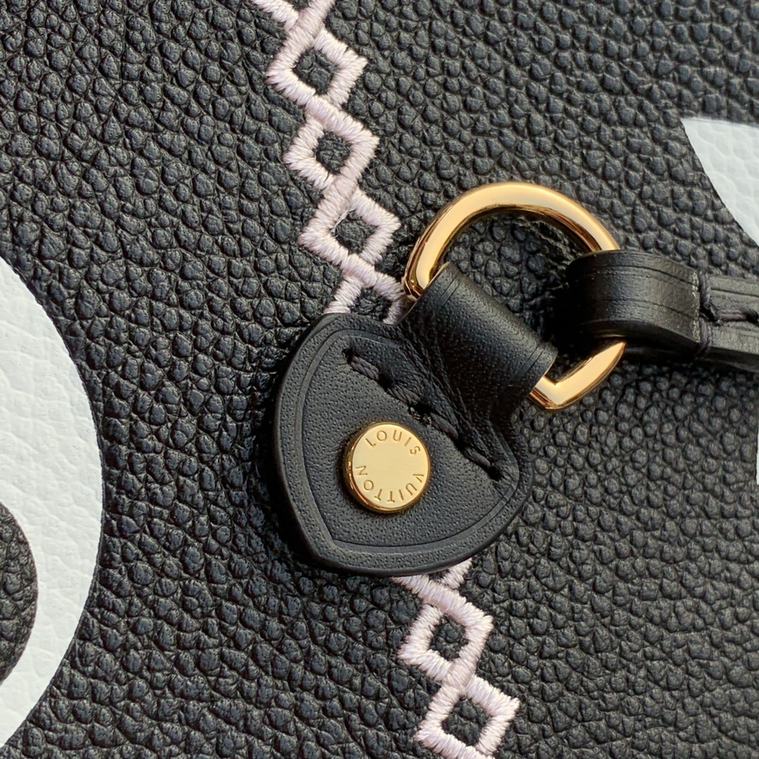 l**is V*t*n neverfull wild at heart-32*29*17cm