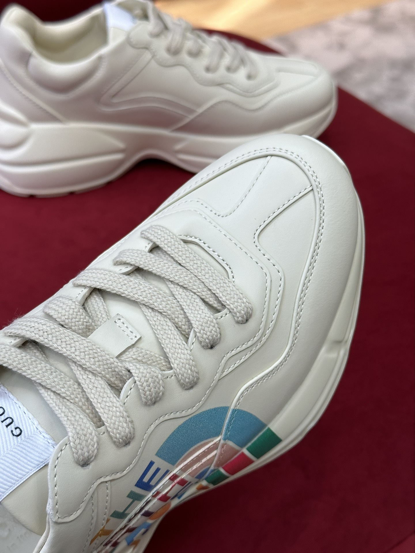 g*u*i&n0*h F**esneakers