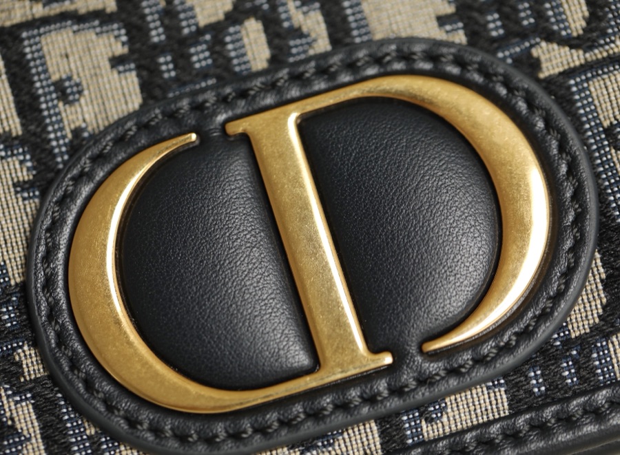 D*or oblique 30 montaigne-19*12.*4cm