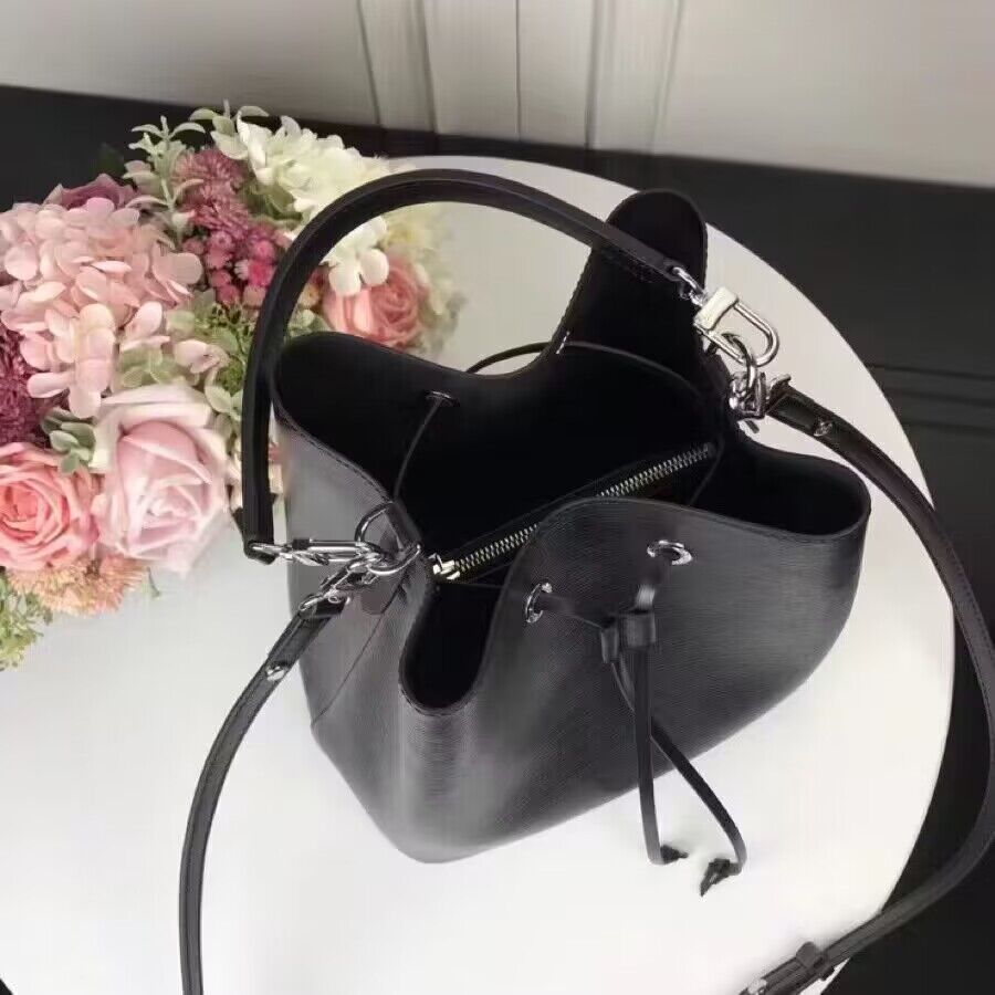 l**is V*t*n néonoé bucket bag -24.27.15cm