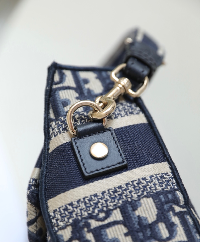 D*or camp bag-23×15×8cm