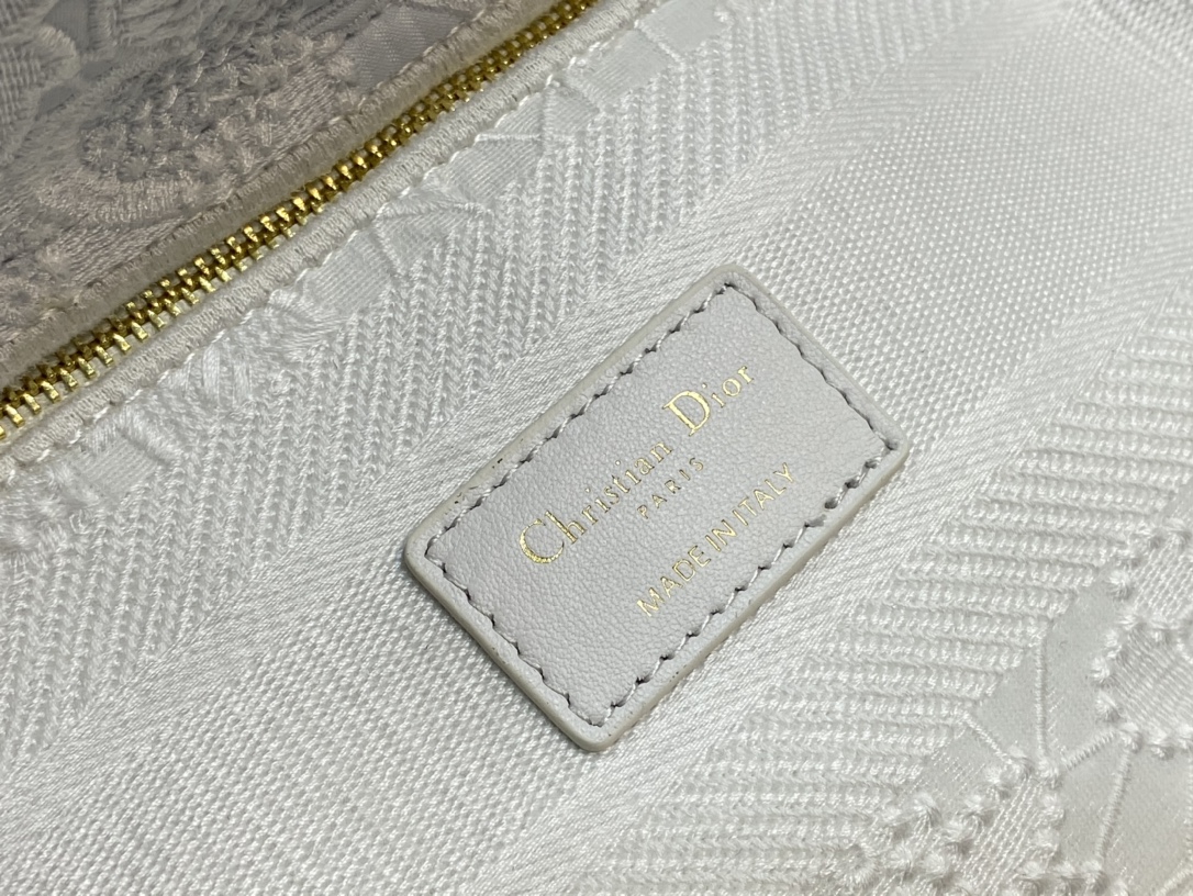 lady D*or handle bag-24cm