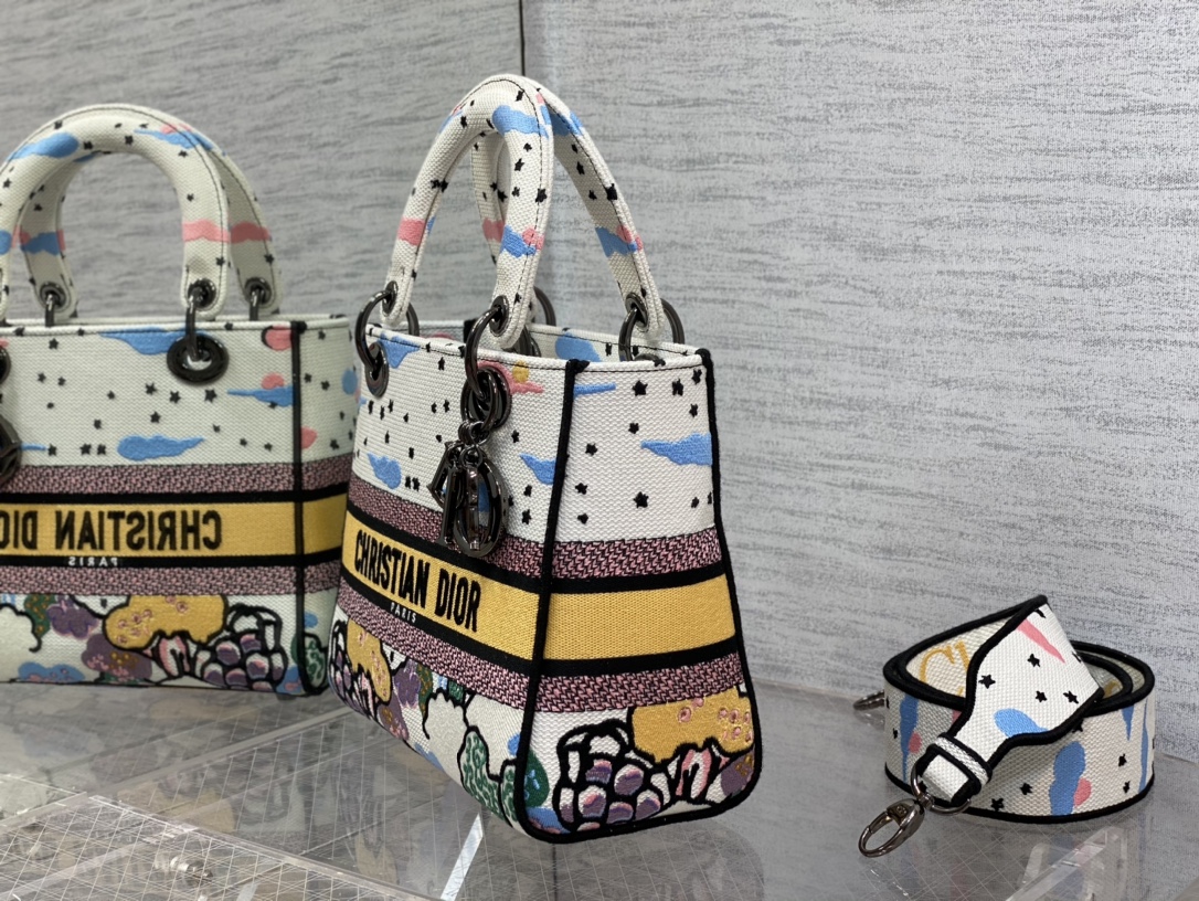 lady D*or handle bag-24cm