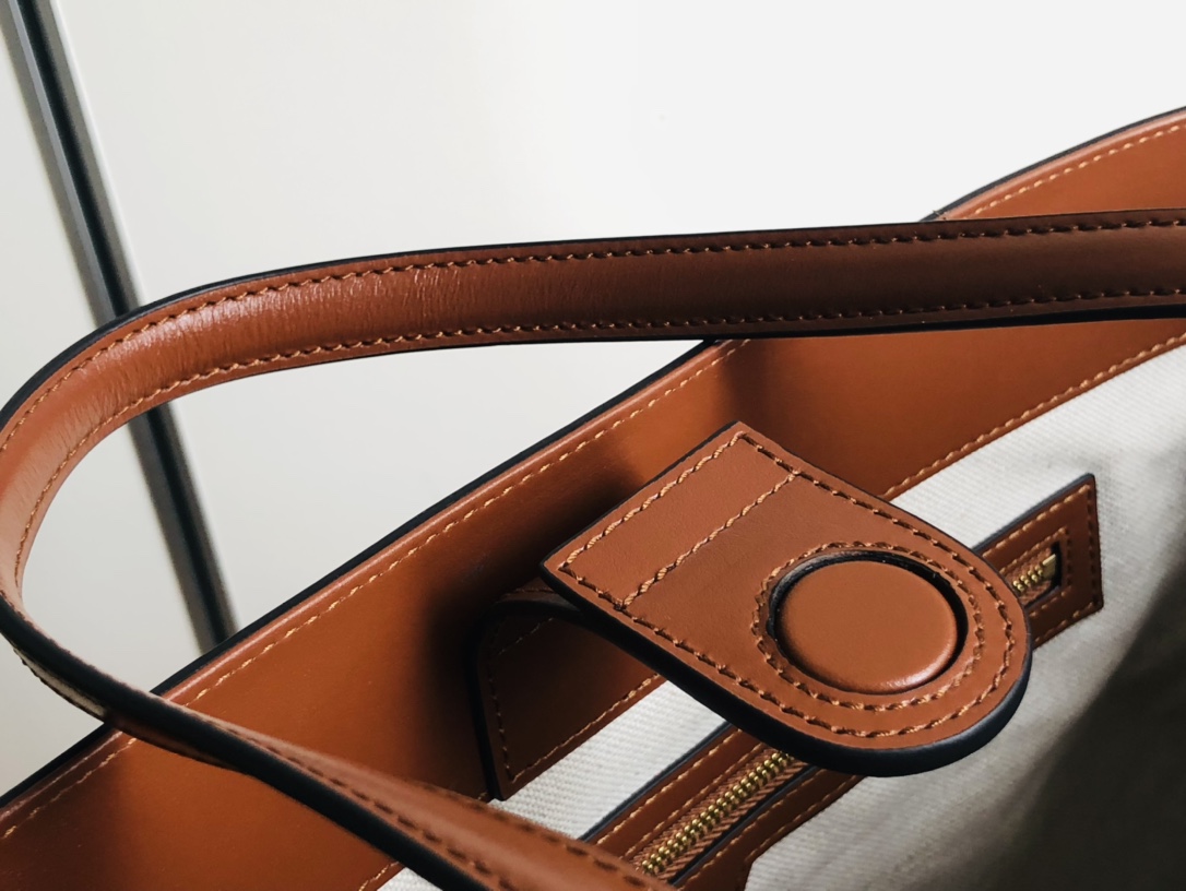 G*u*i tote bag-38x28x14cm