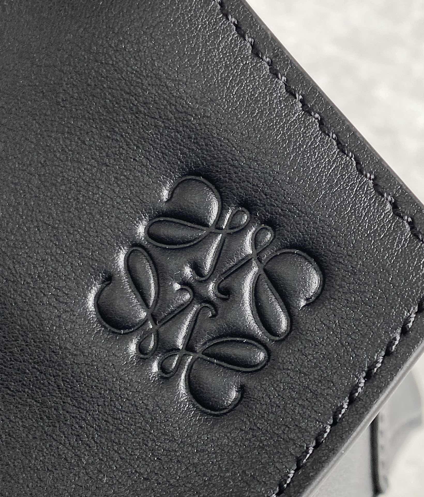 Loewe Puzzle Medium Bag-29*18*12CM