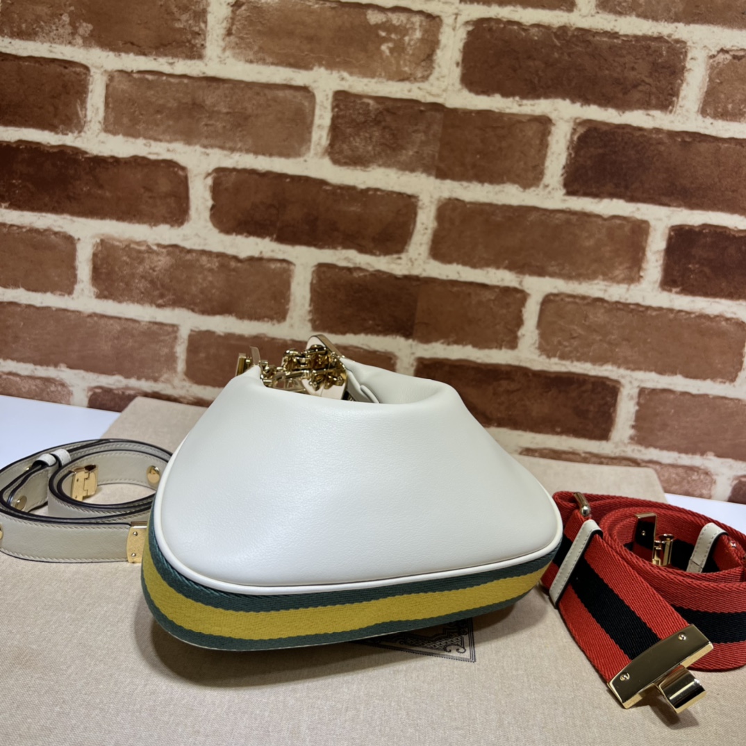 G*u*i attache small shoulder bag-23*22*5cm