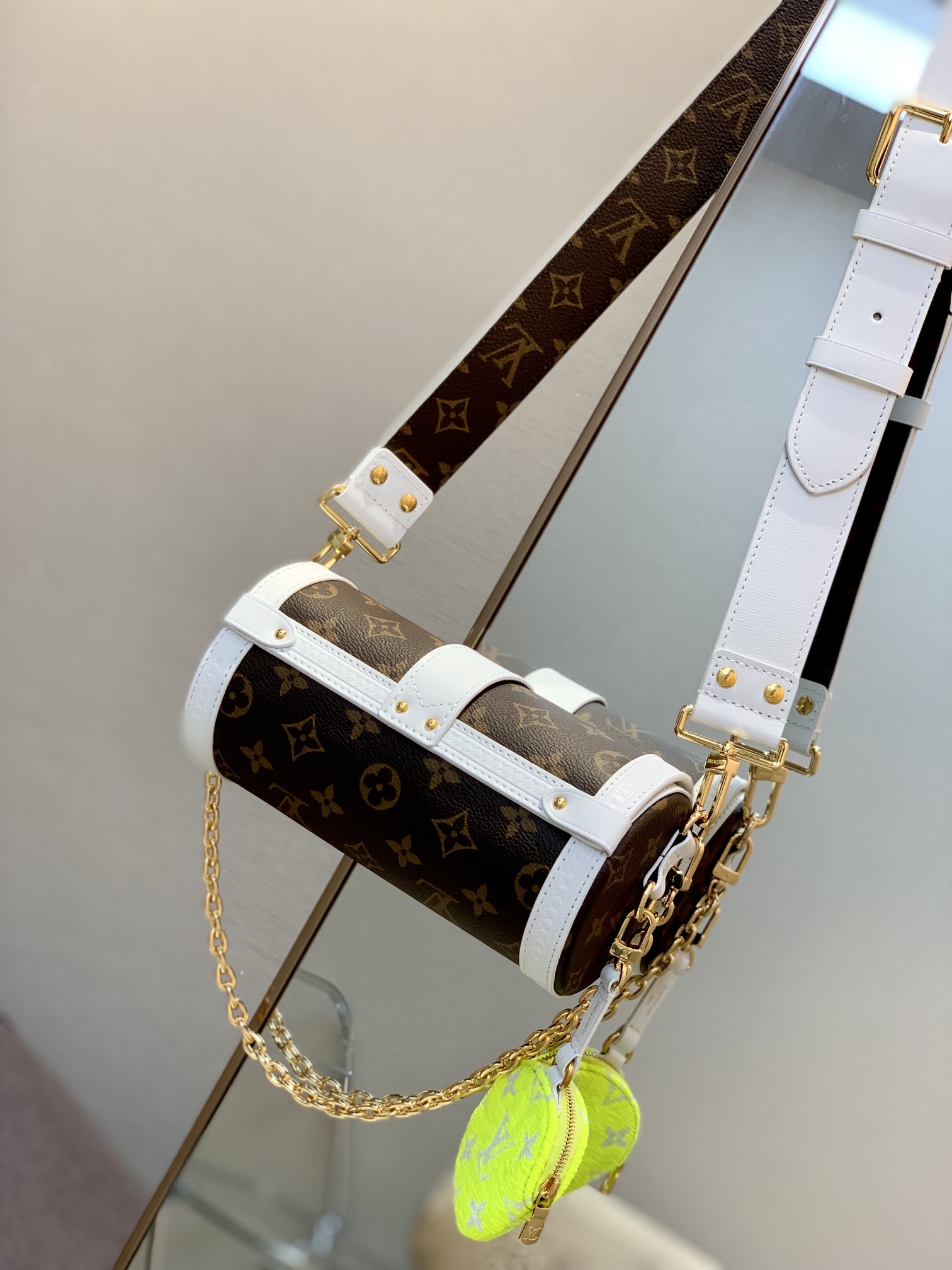 l**is V*t*n papillon trunk-19x9x9cm