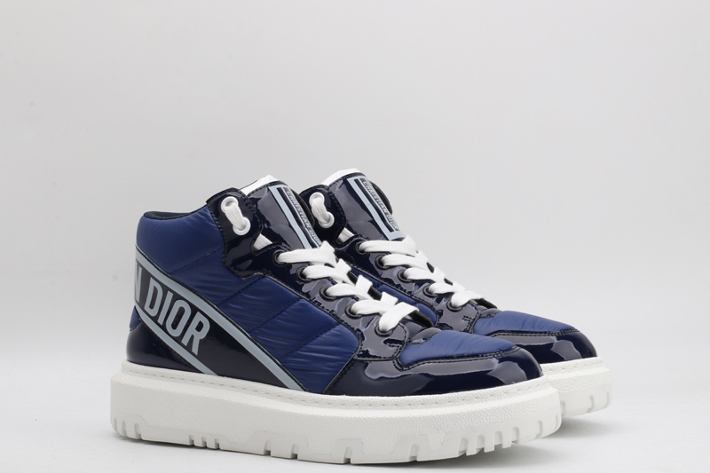 D*or high-top sneakers