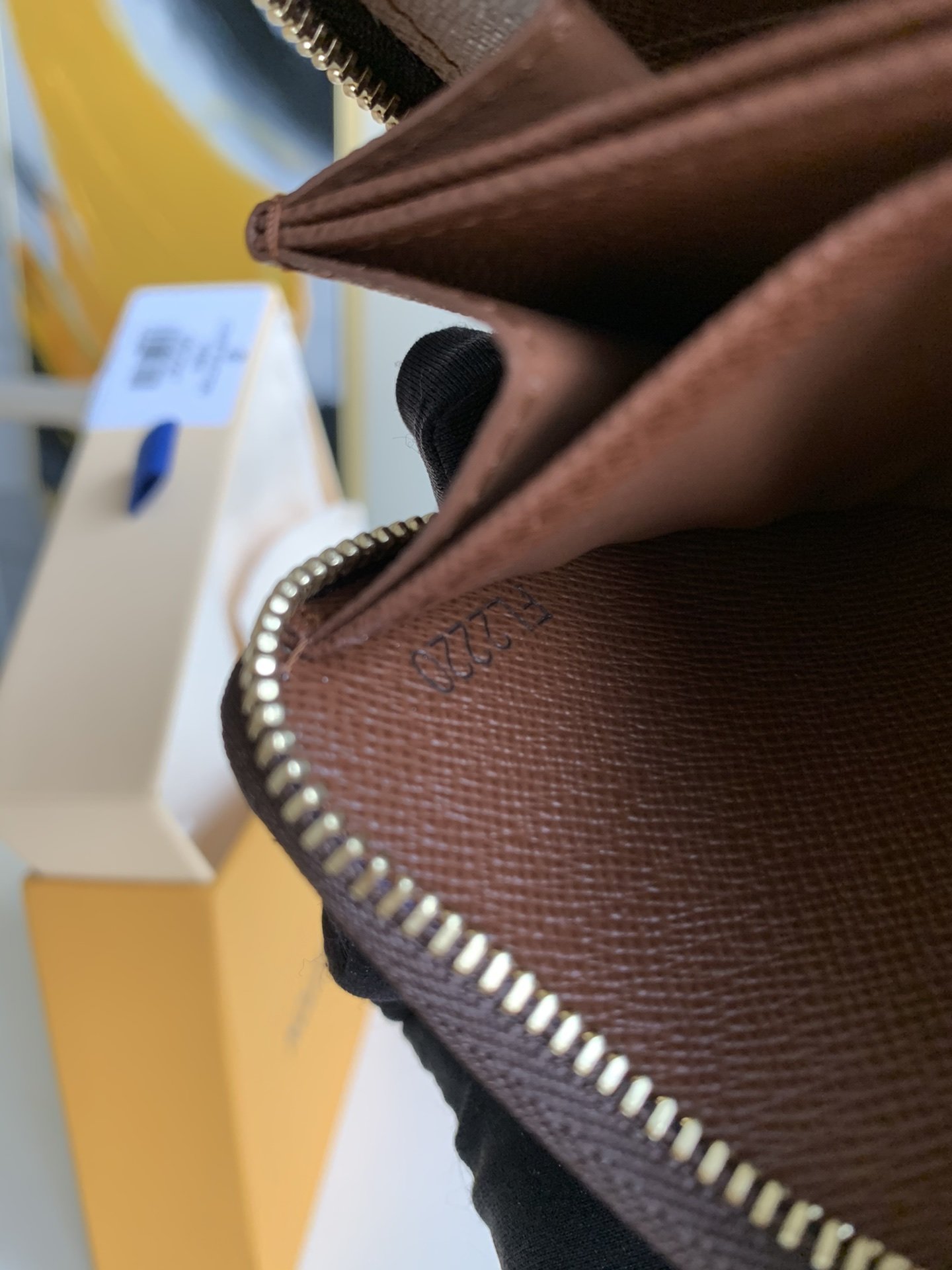 l**is V*t*n zippy wallet m60258-11*8*2cm