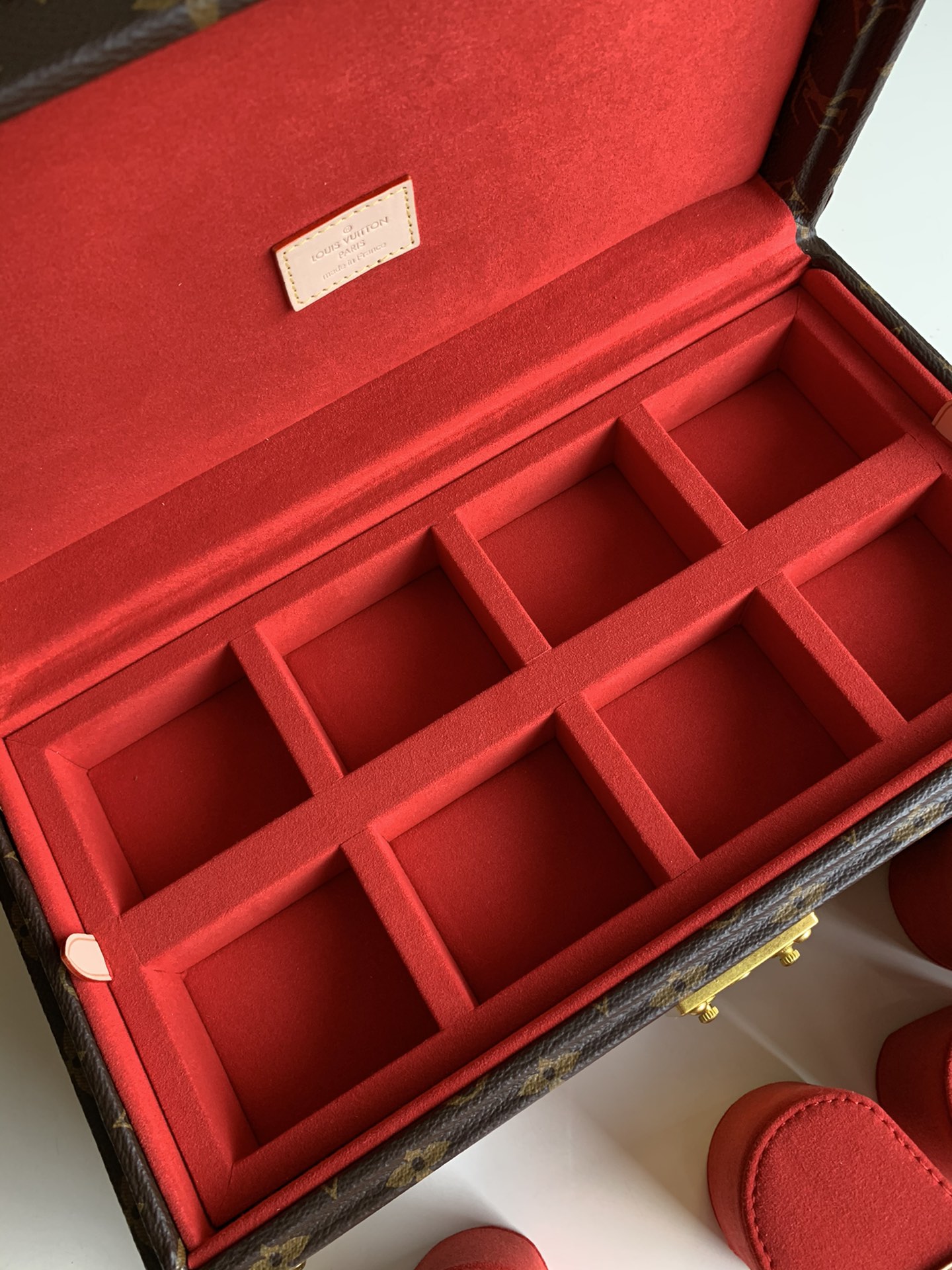 l**is V*t*n m20039 watch box-34x13x18cm