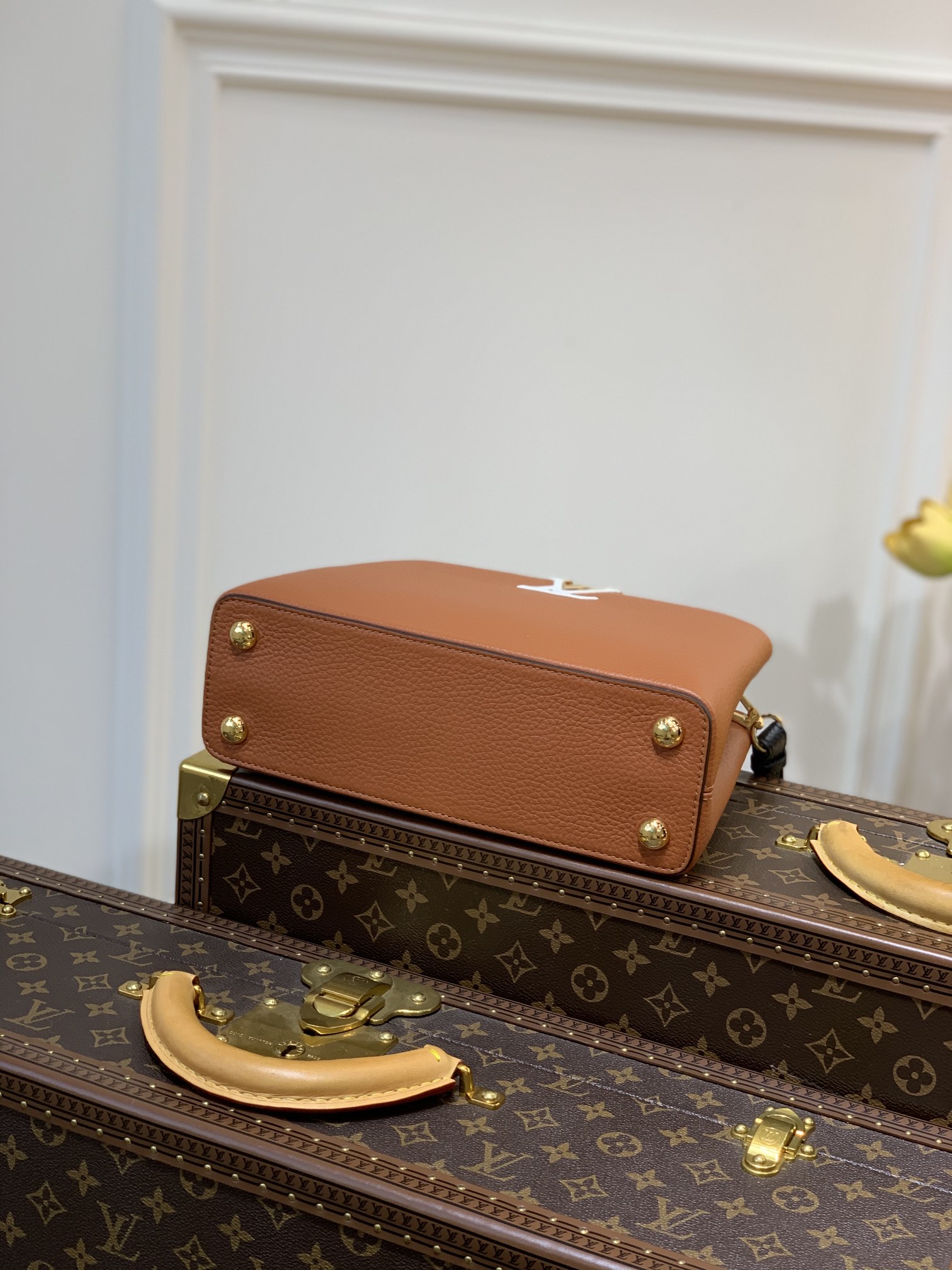 l**is V*t*n capucines bb-27*18*9cm