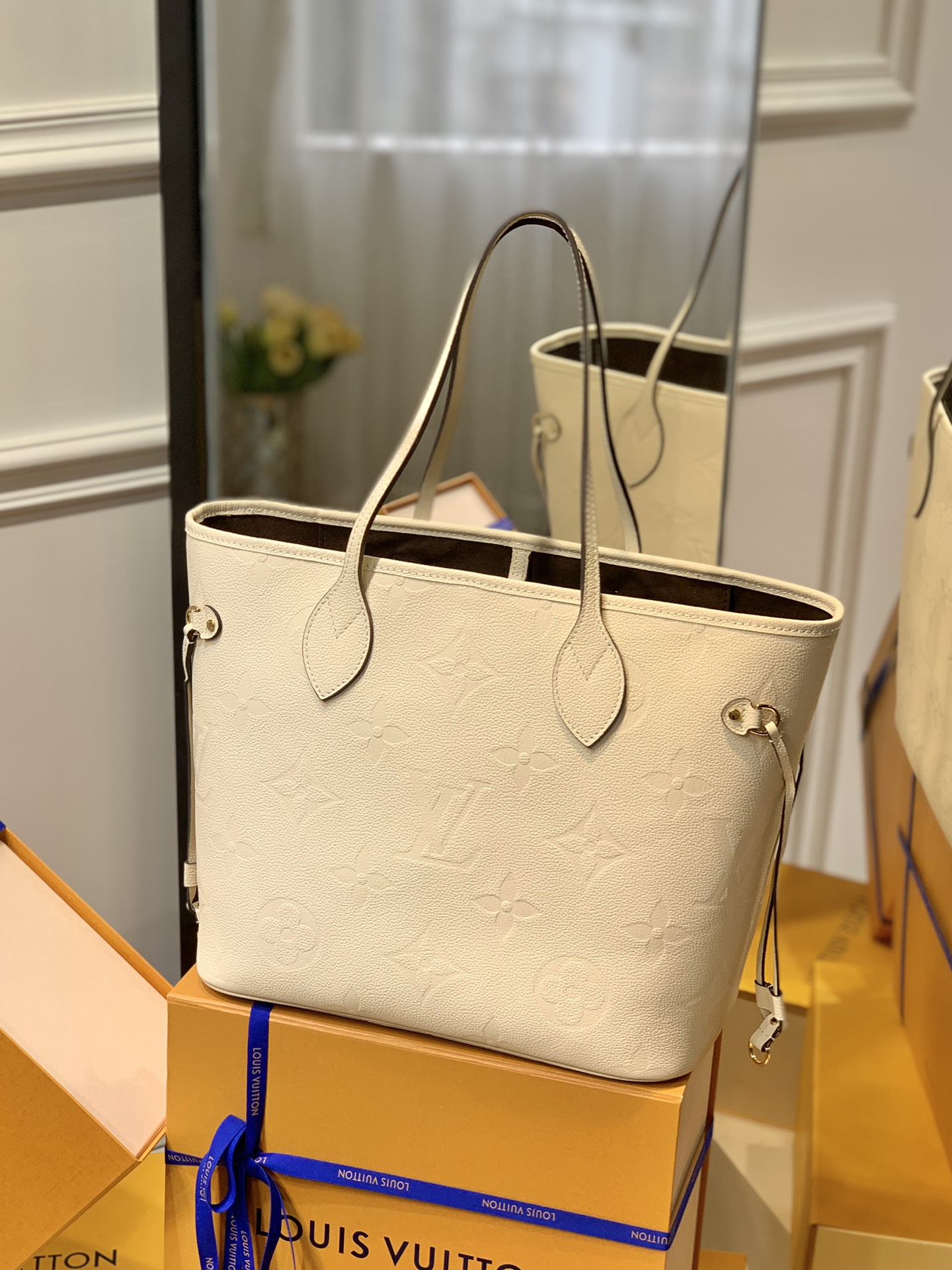 l**is V*t*n neverfull mm-32*29*17cm