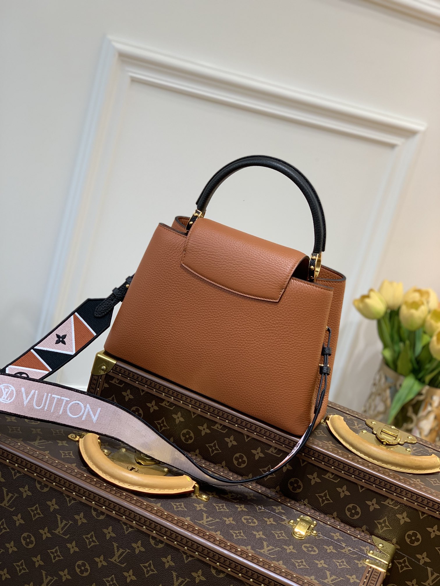 l**is V*t*n capucines bag-31.5*20*11cm