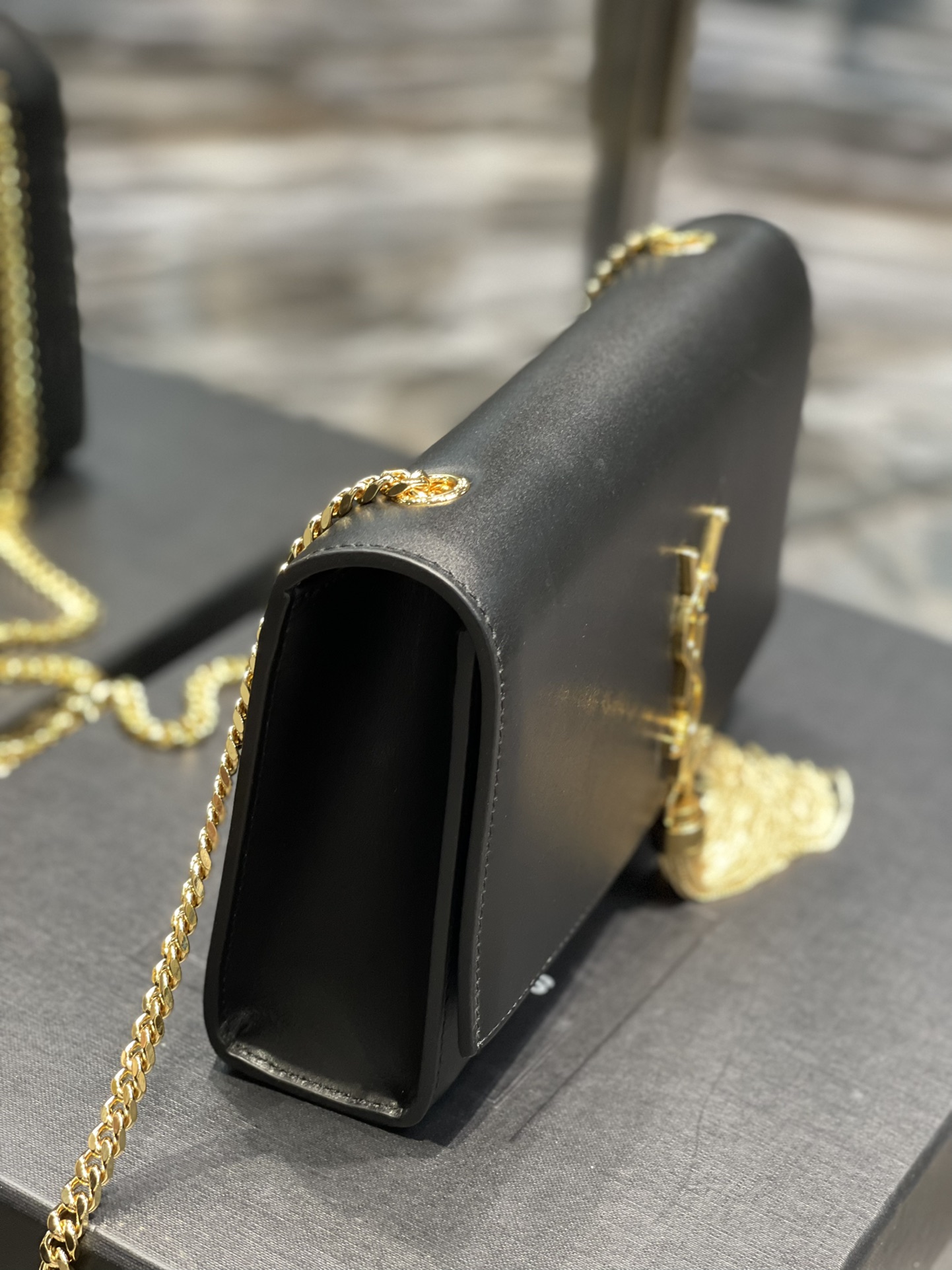 YSL Kate Medium With Tassle In Smooth Leather-24*14.5*5.5CM