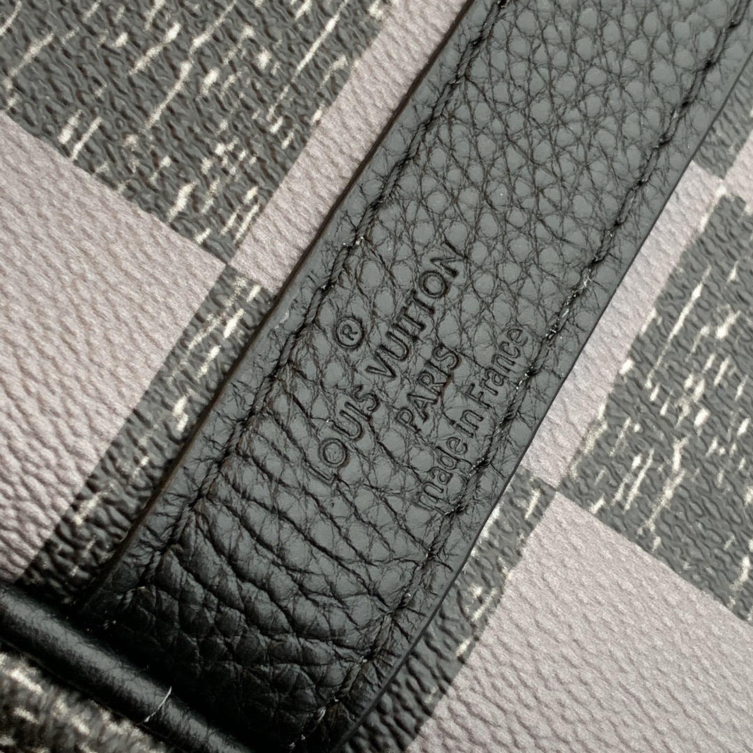 l**is V*t*n keepall bandouliÈre 45-45 x 27 x 20cm