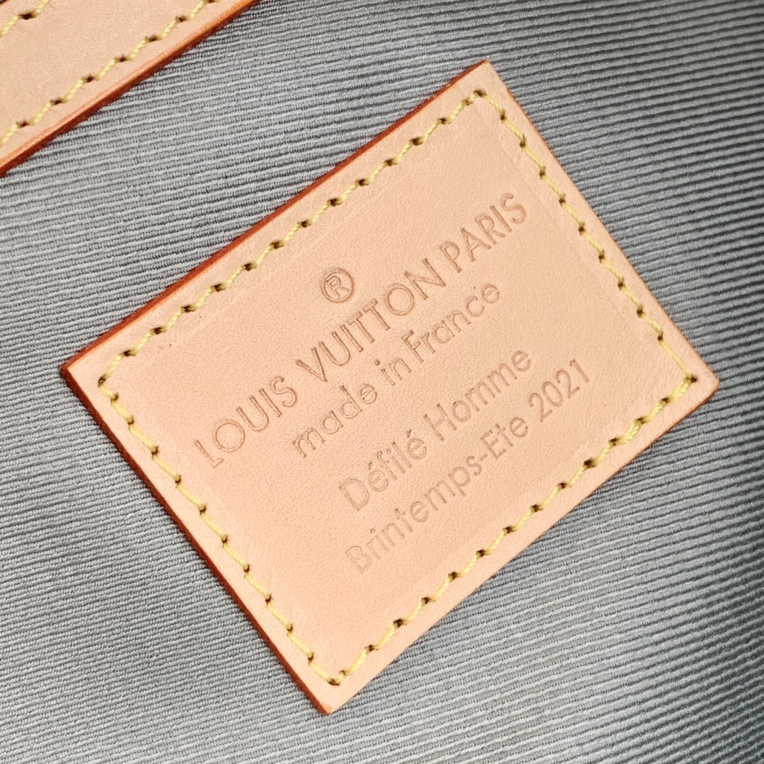 l**is V*t*n keepall bandouliÈre 50-50 x 29 x 23cm