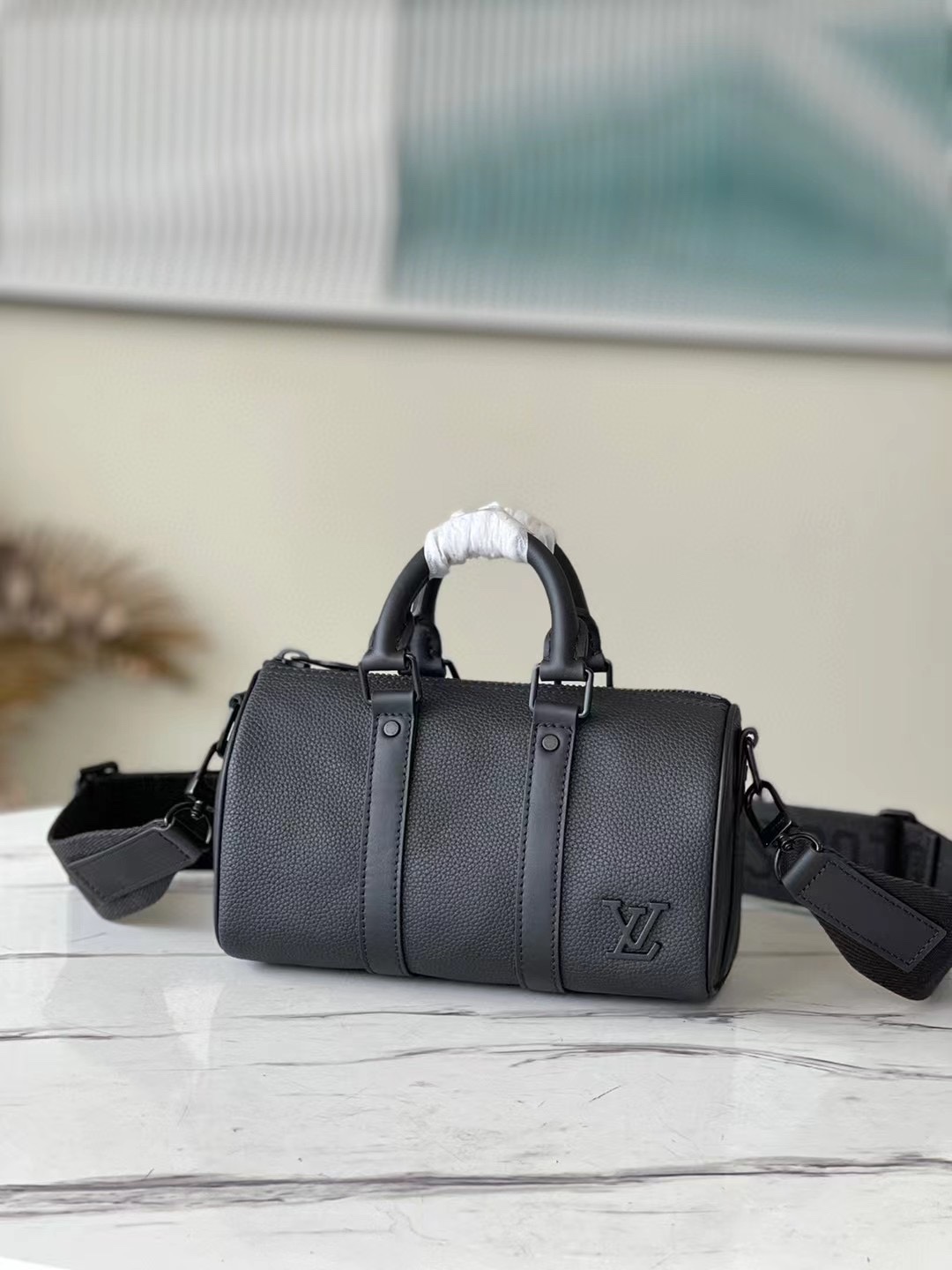 l**is V*t*n keepall xs-m80950-21*12*9cm
