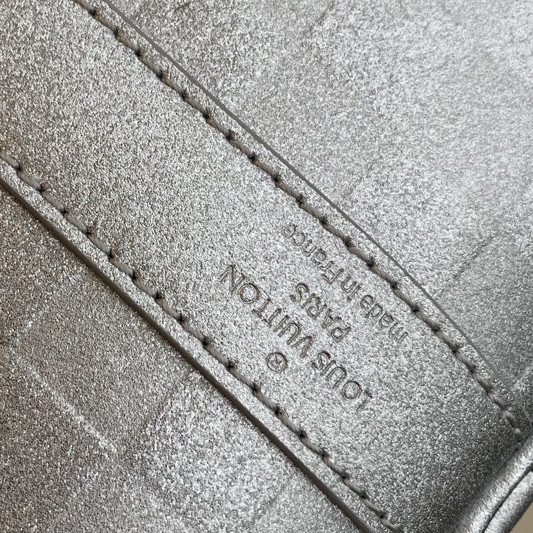 l**is V*t*n keepall bandoulière-50.0 x29.0 x23.0cm