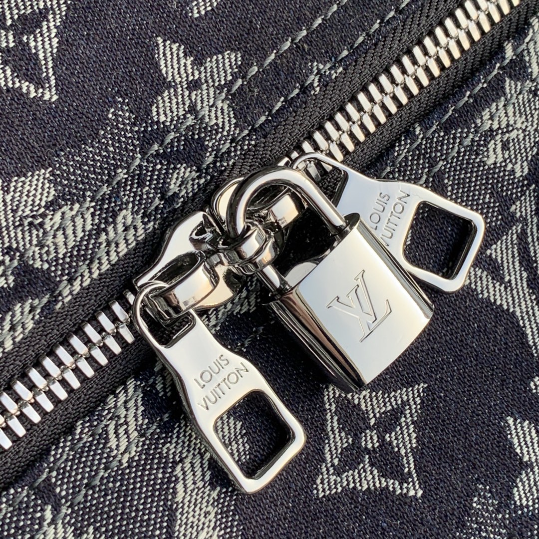 l**is V*t*n keepall bandoulière-50.0 x29.0 x23.0cm