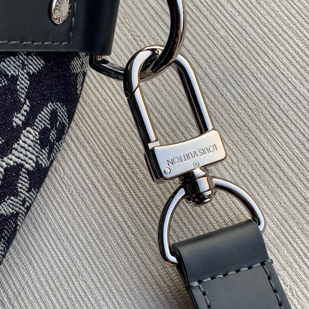 l**is V*t*n keepall bandoulière-50.0 x29.0 x23.0cm