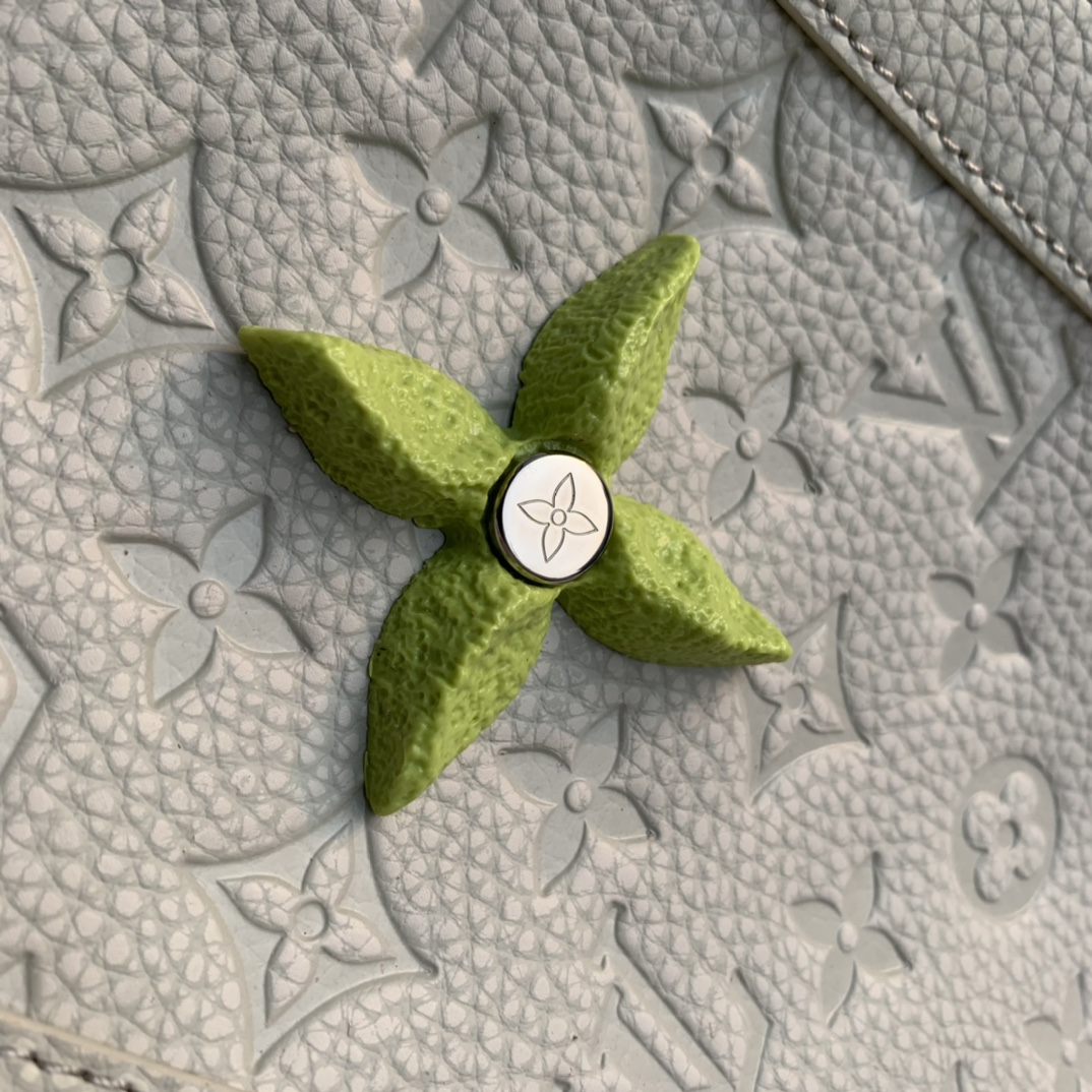 l**is V*t*n keepall-50.0 x29.0 x23.0cm