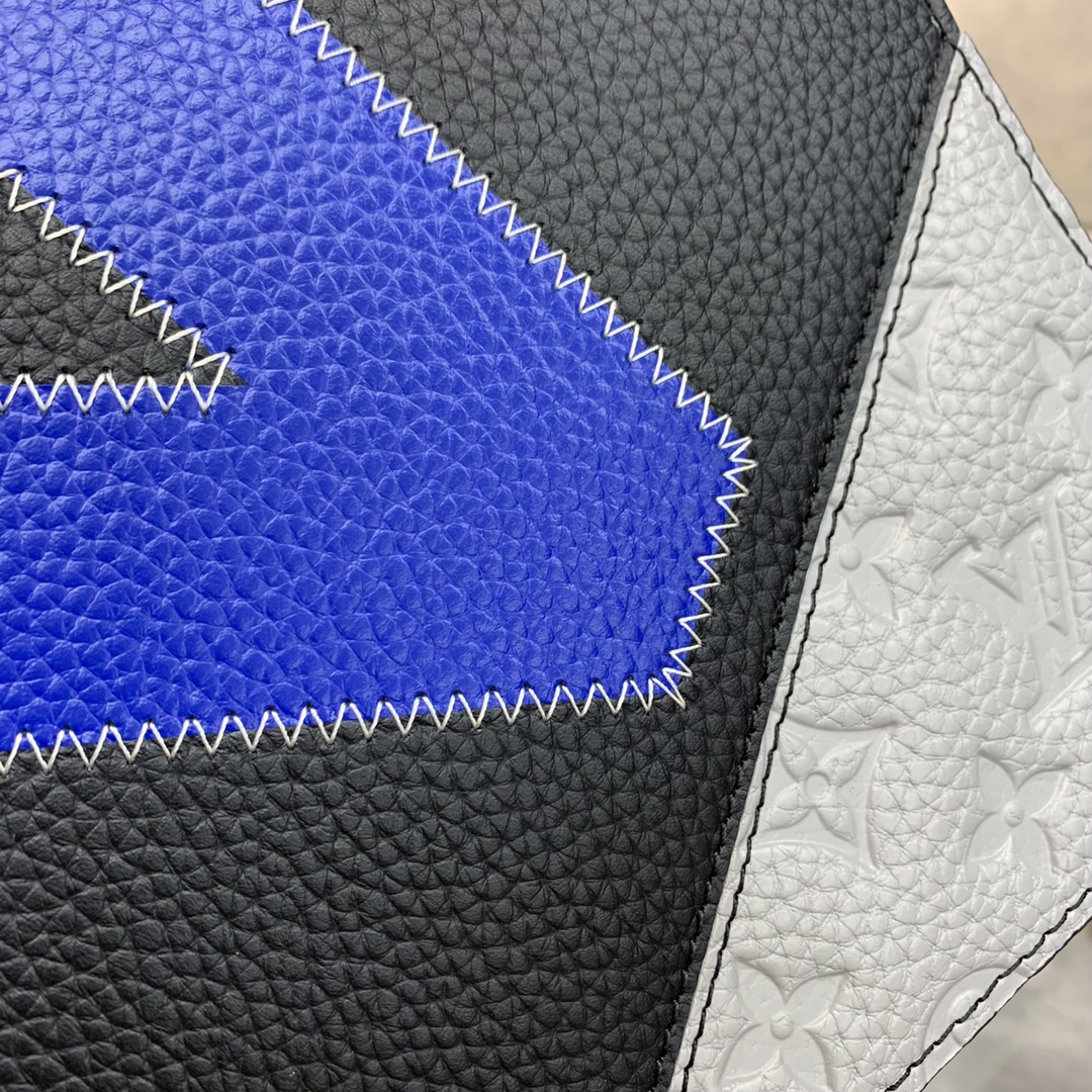 l**is V*t*n standing pouch-21*27*5cm