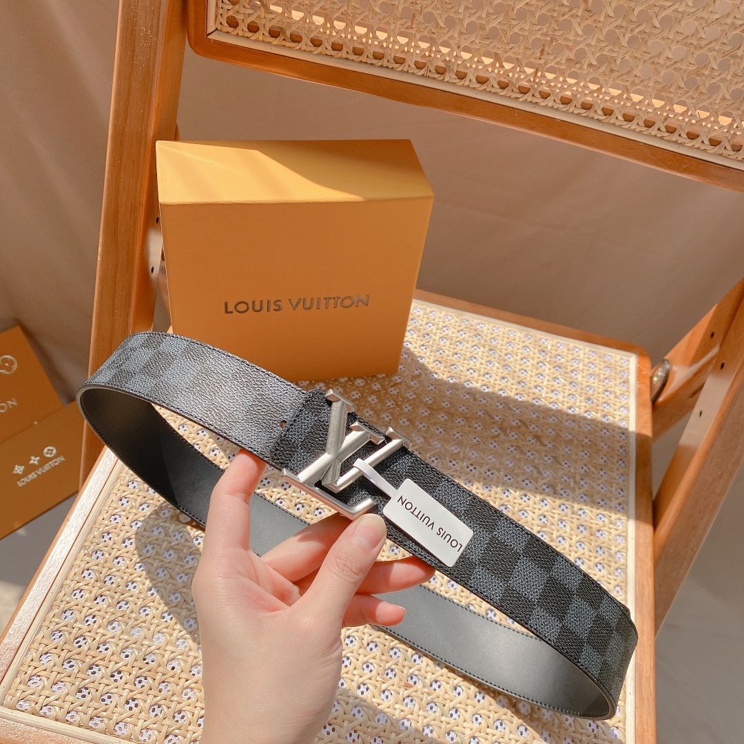 l**is V*t*n belt-4cm