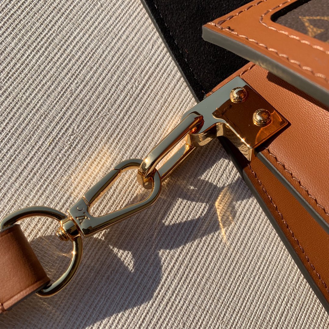 l**is V*t*n mini dauphine bag-20*15*9cm