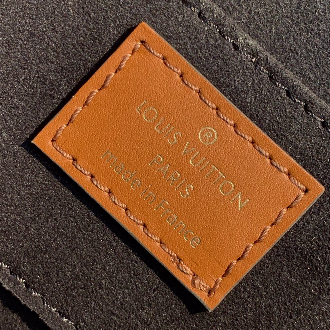 l**is V*t*n mini dauphine bag-20*15*9cm