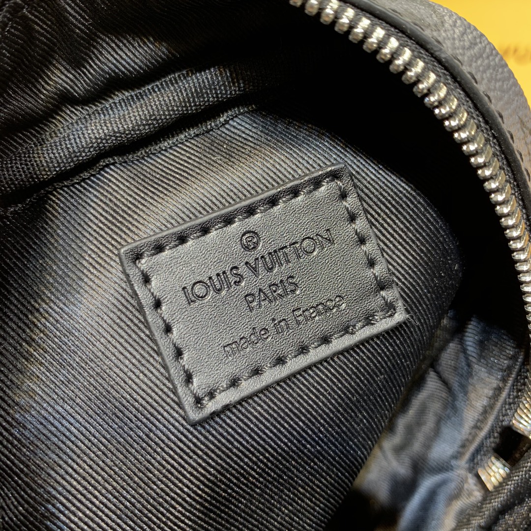 l**is V*t*n flap double-m81005-11*18*8cm