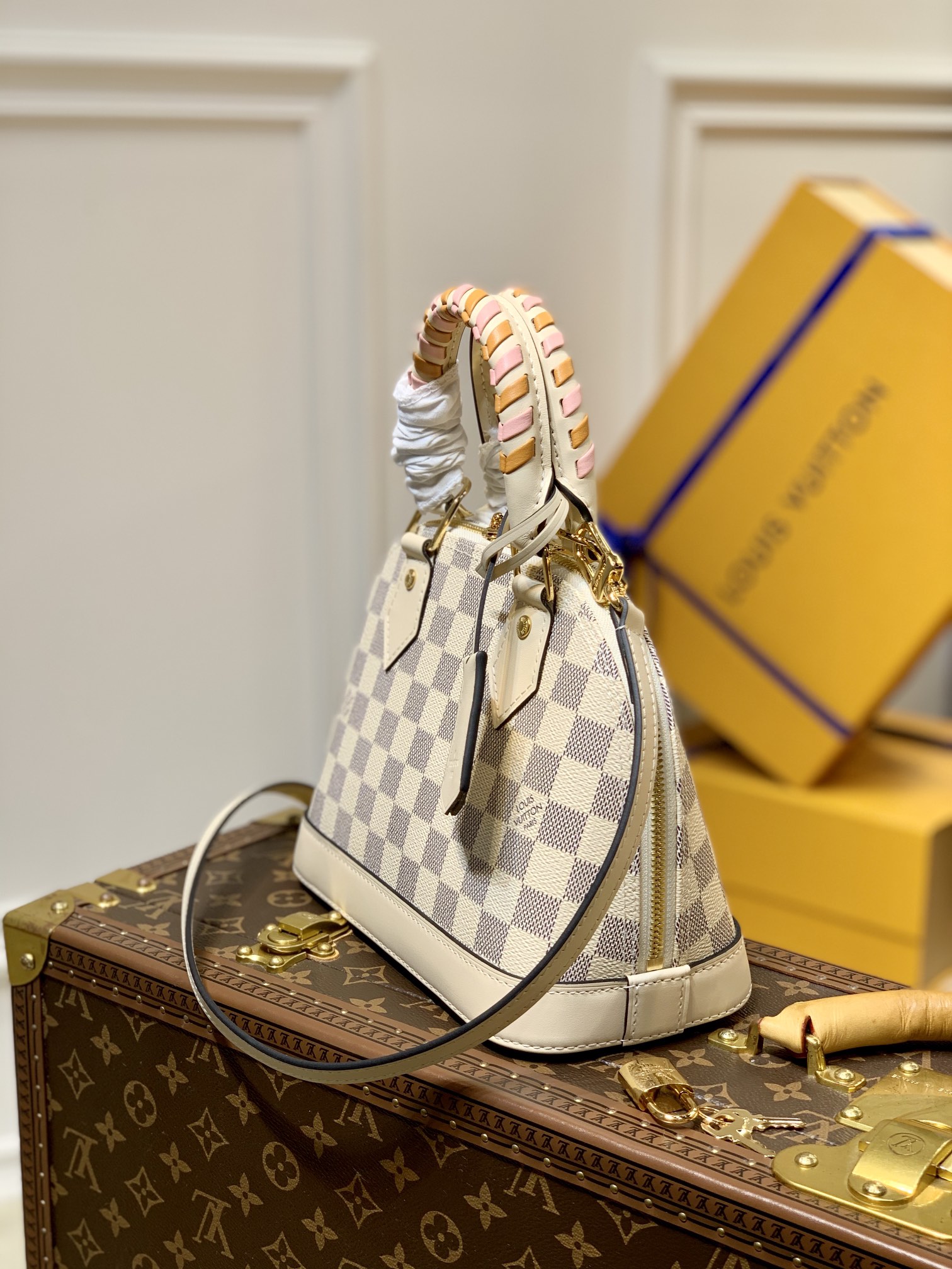 l**is V*t*n n41221 alma bb-25*19*12cm