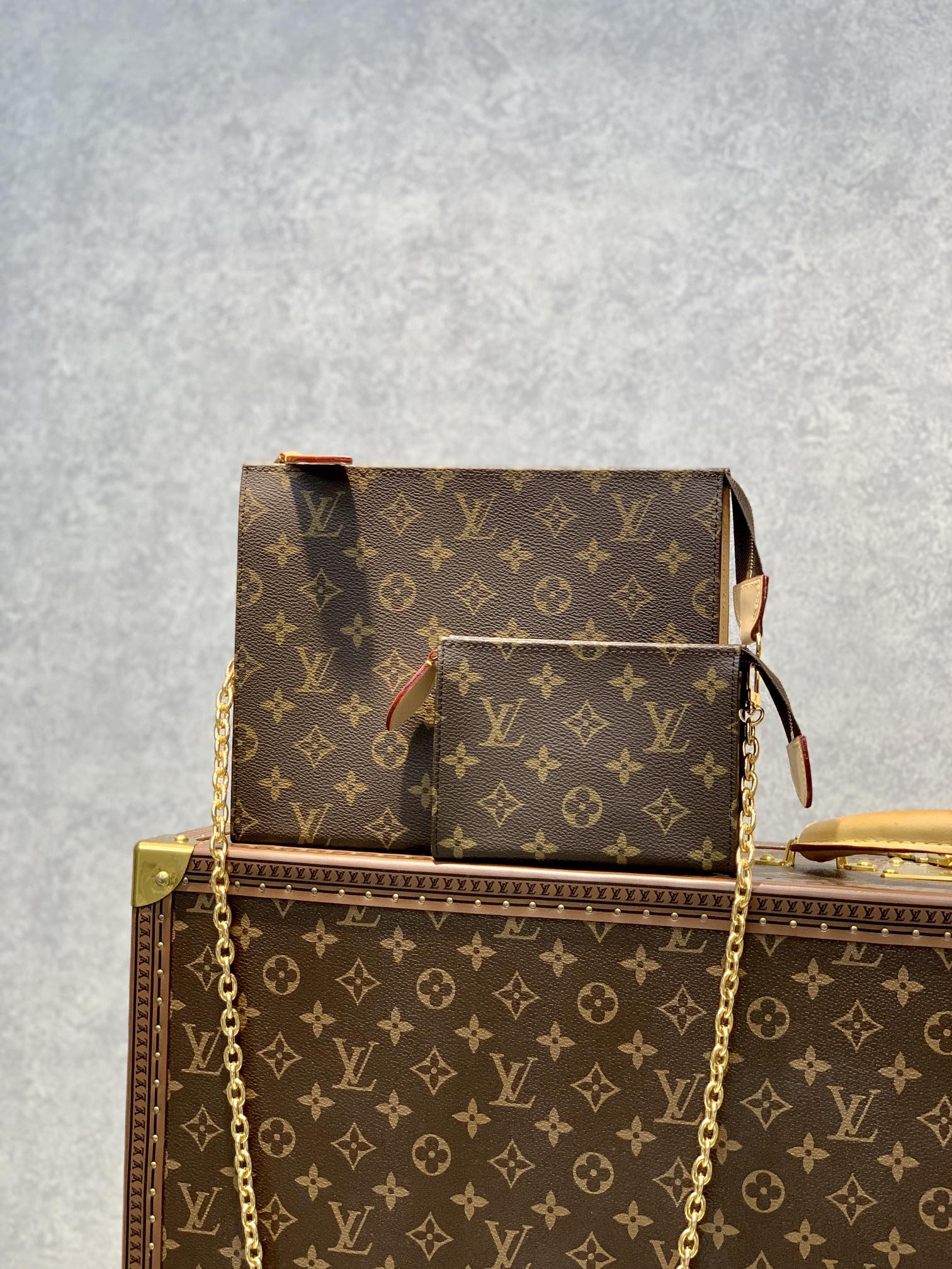 l**is V*t*nm47543 chain bag-26x20x3cm