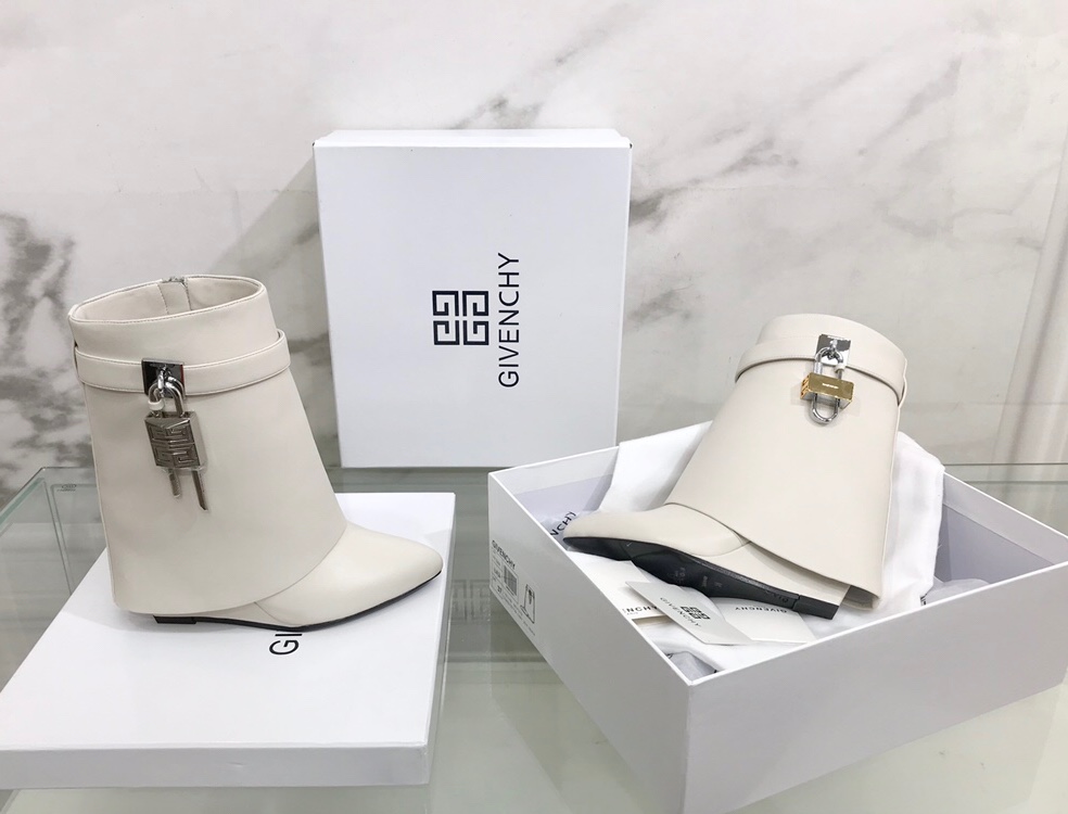 Givenchy Boots(EU35-42)