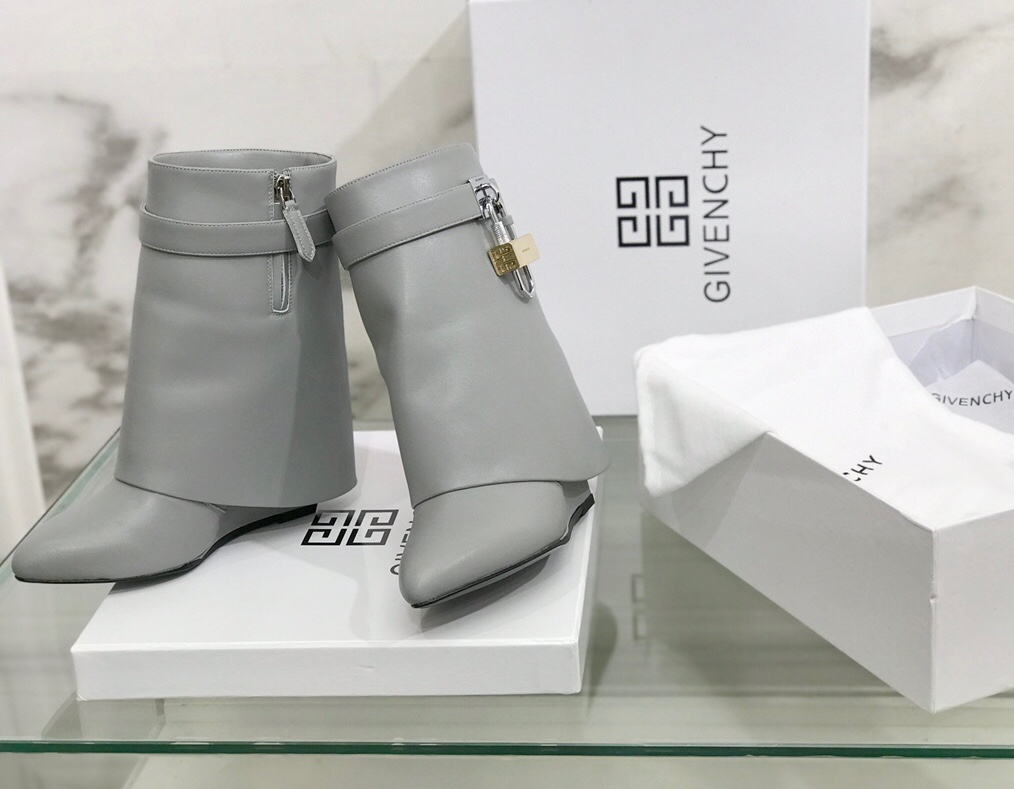 Givenchy Boots(EU35-42)