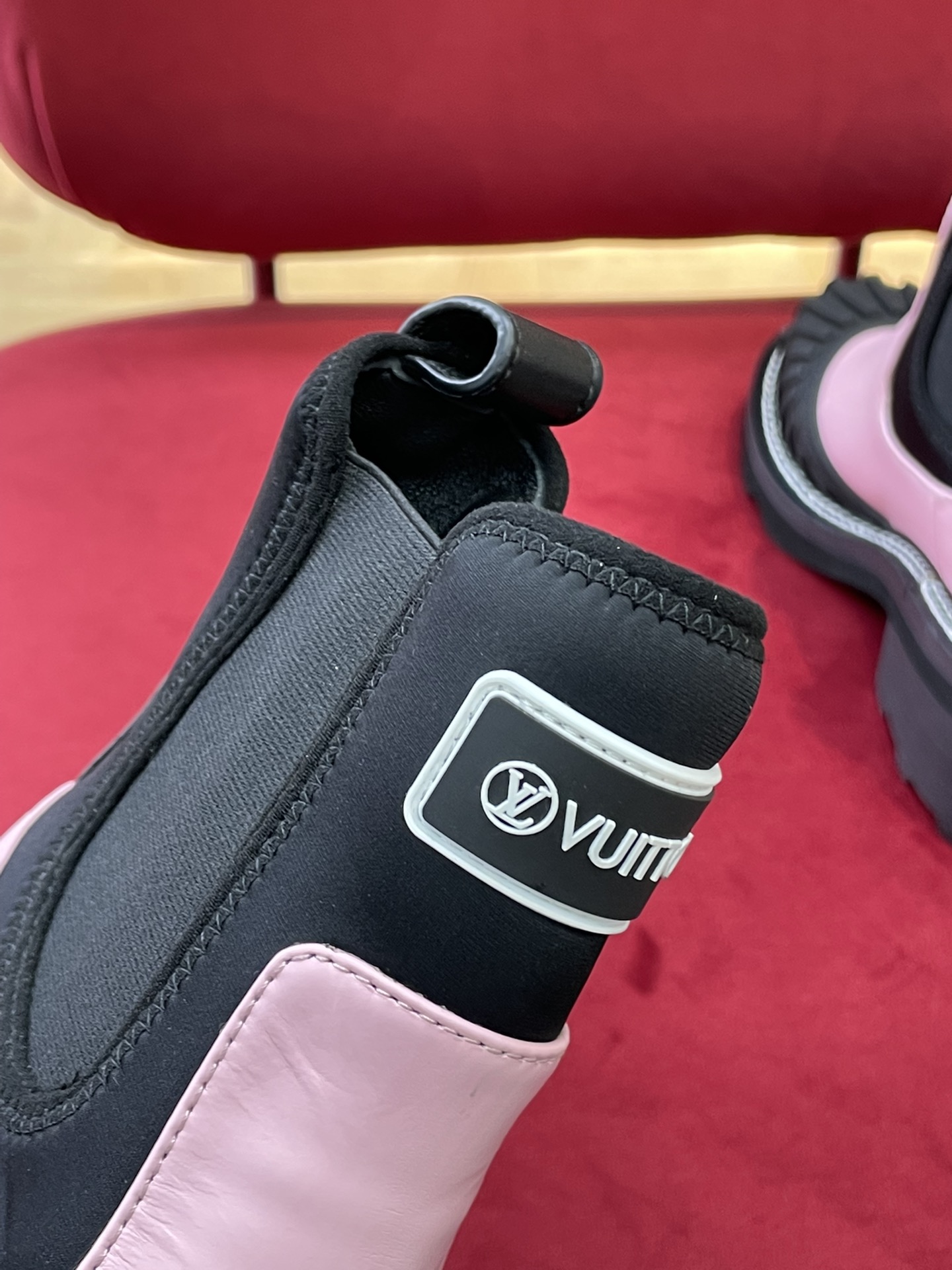 l**is V*t*n beaubourg boots