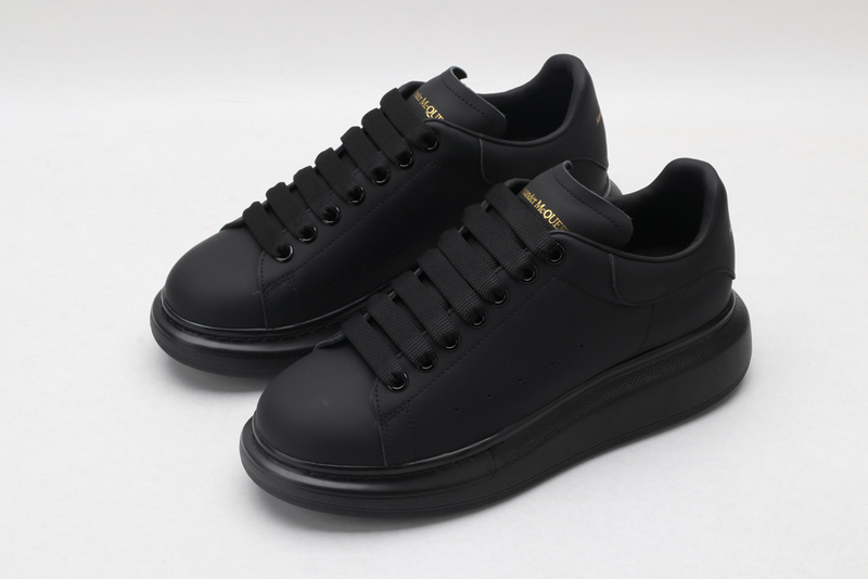 Alexander McQueen Sports Shoes