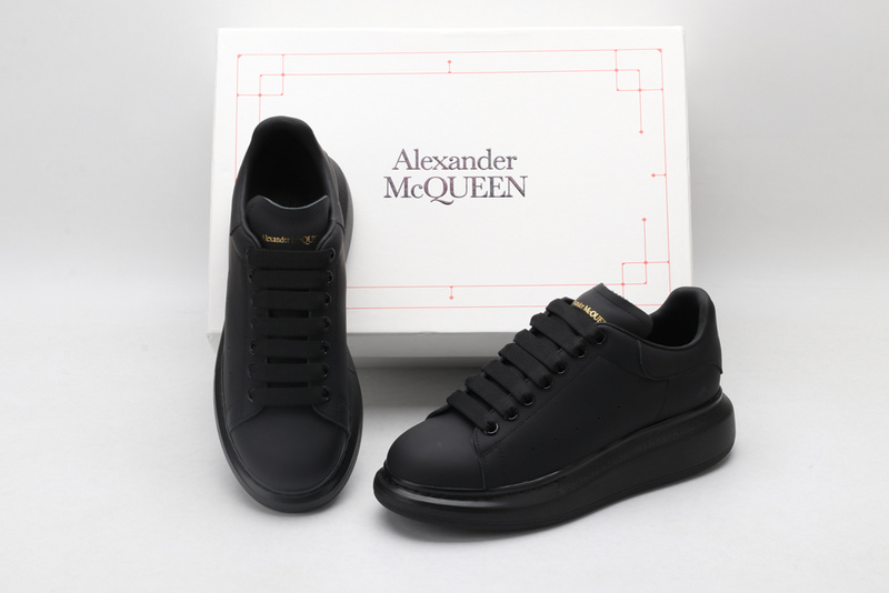 Alexander McQueen Sports Shoes