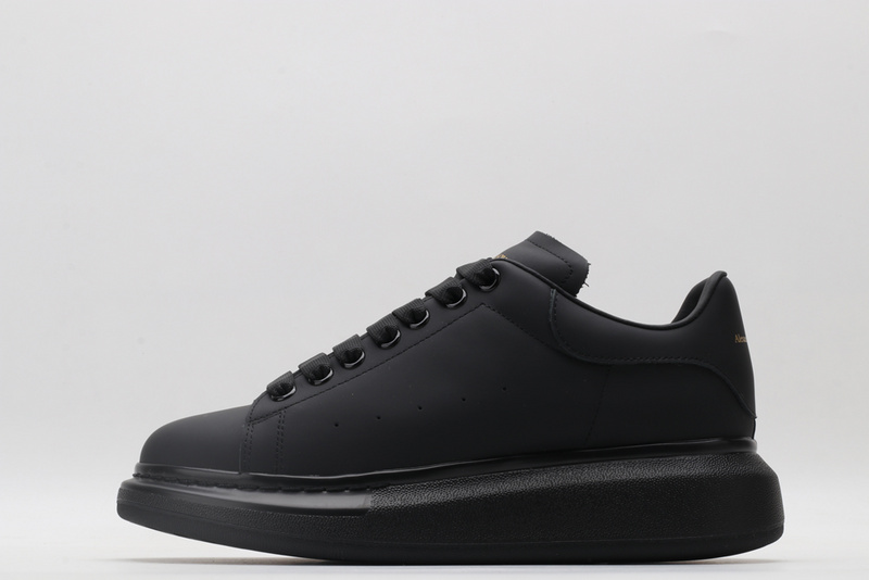 Alexander McQueen Sports Shoes