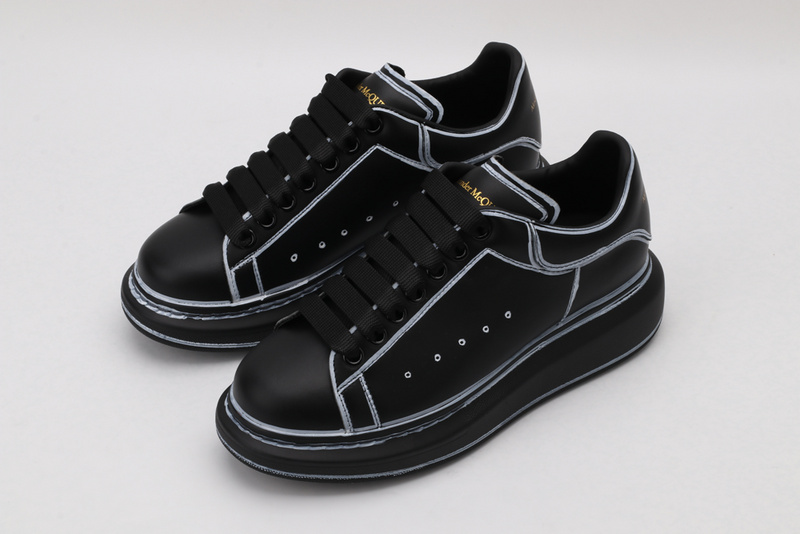 Alexander McQueen Sports Shoes